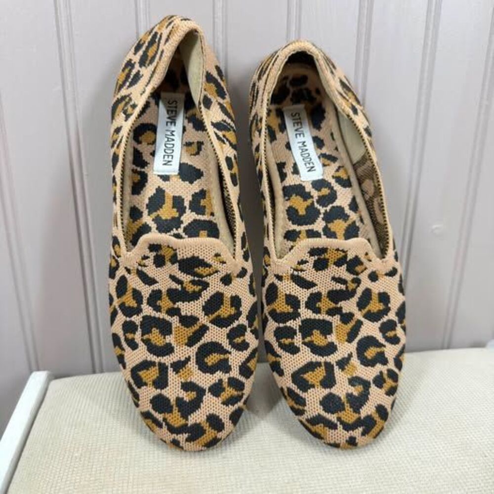 Steve Madden Leopard Print Knit Flats Size 7.5